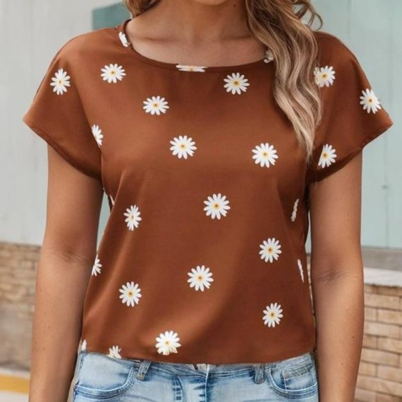 Summer Daisy Print Batwing Sleeve Blouse - Picture 1 of 3